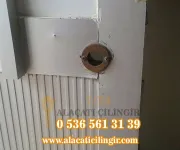 Alaçatı Alüminyum Kapı Tirajlı Kilit Göbek Değişimi