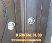 Alaçatı Boyalık Mahallesi Çelik Kapı Açımı