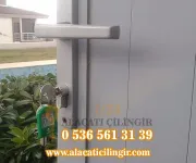 Alaçatı Ovacık Mahallesi Alüminyum Kapı Açımı ve Kilit Değişimi