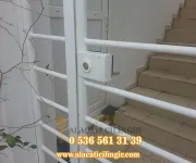 Alaçatı Kale Kilit Dıştan Takma Tirajlı Kilit Değişimi